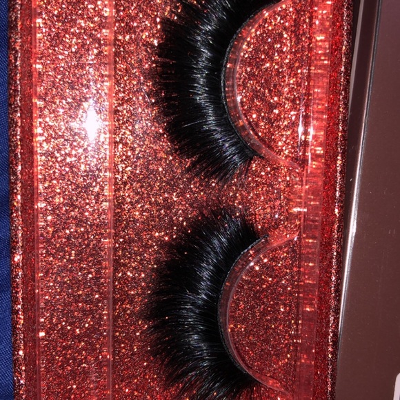 Makeup bundle - Picture 8 of 9